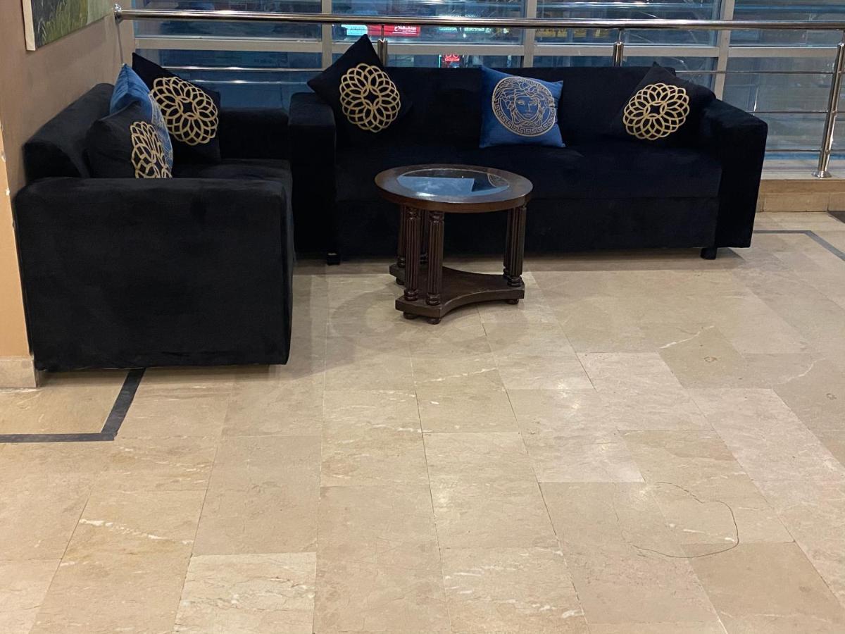 Hotel Holiday Lahaur Zewnętrze zdjęcie